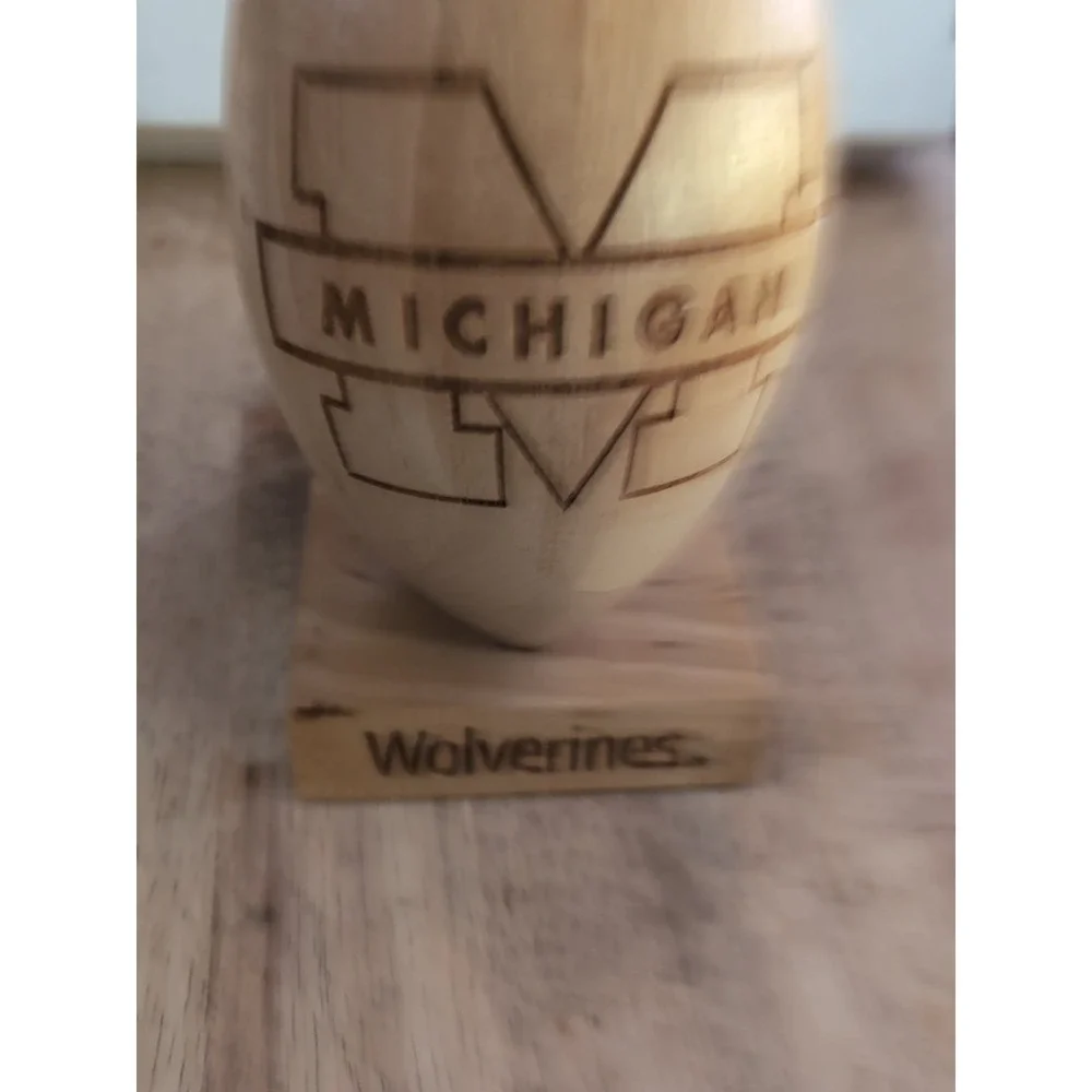 GRID WORKS MICHIGAN WOLVERINES‎ LASER ENGRAVED WOOD FOOTBALL ON  STAND  8